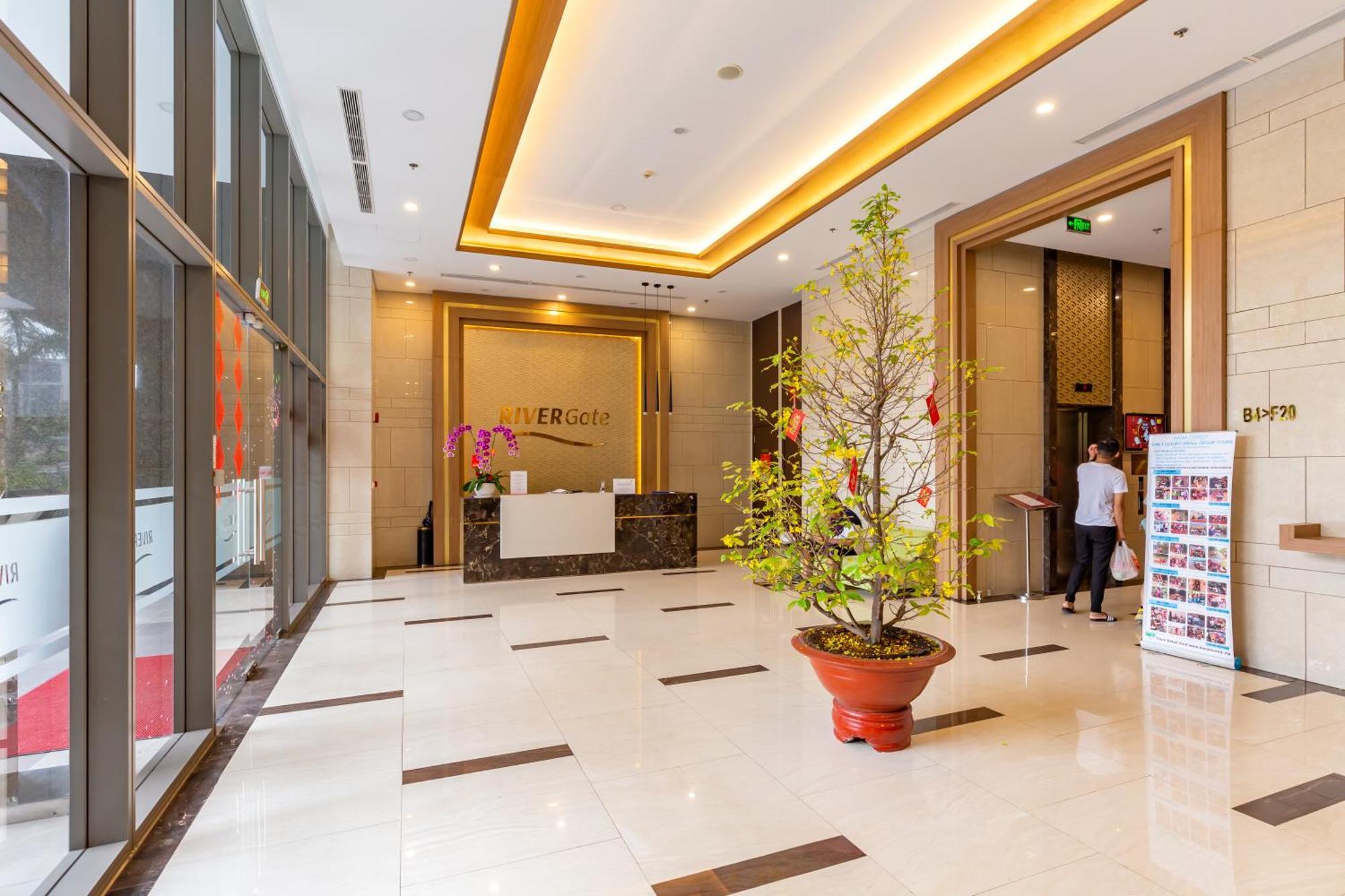 Smile Home - Rivegate - Modern Comfort - Near Bui Vien Ho Chi Minh-stad Buitenkant foto